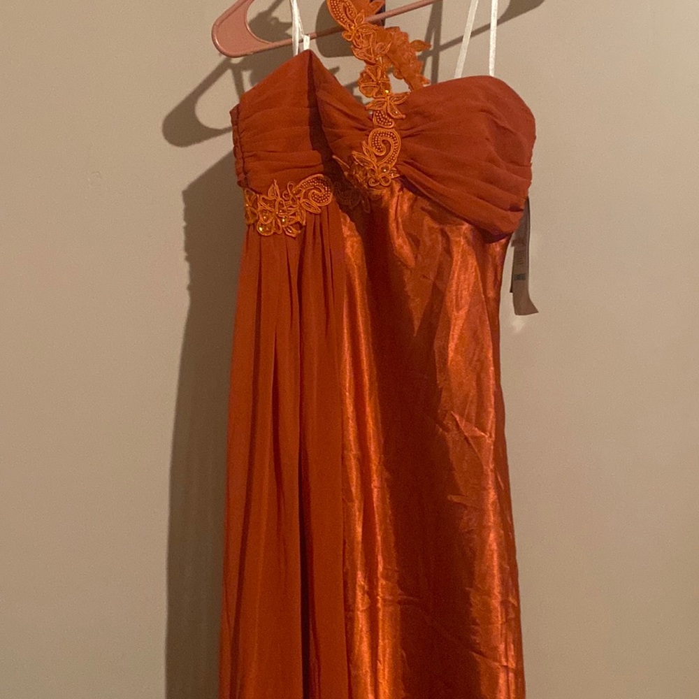 long orange dress, size 8(large) not worn with tags on